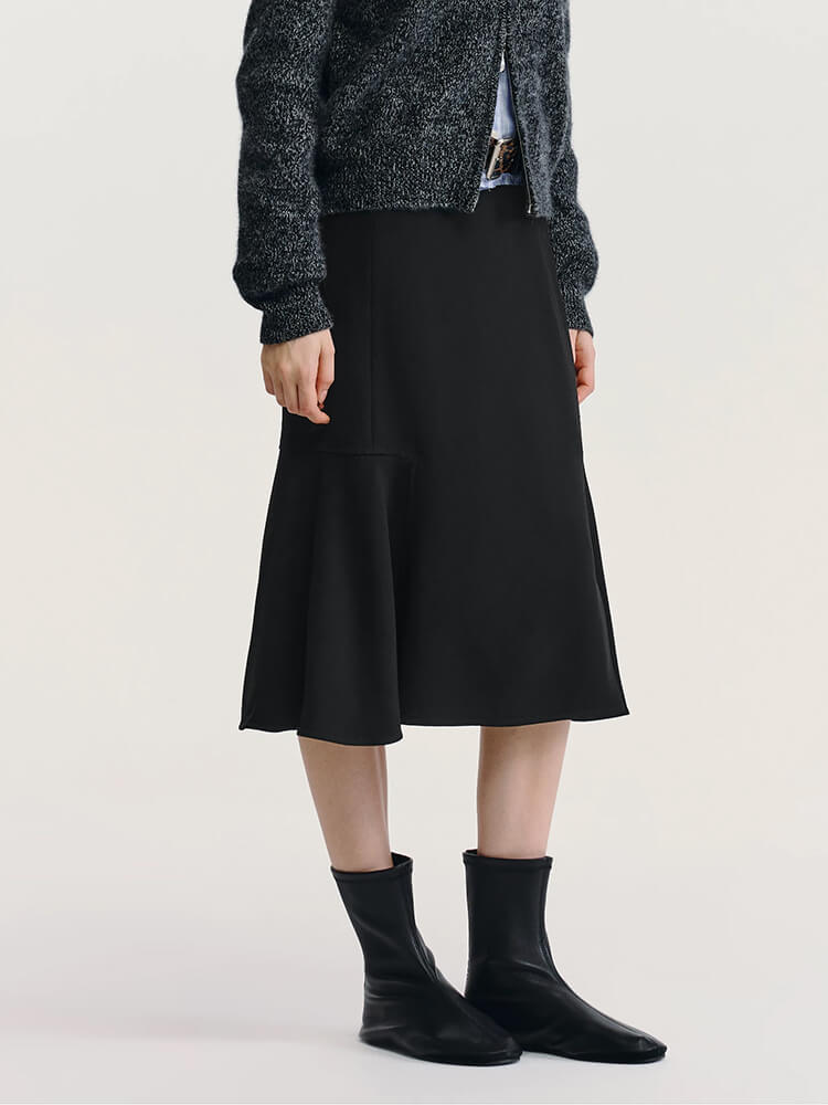 Asymmetrical Flared Hem Elegant Black Midi Skirt - Image 4